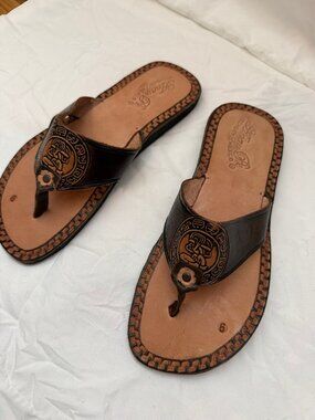 Anay Pe Hand-Tooled Mayan Figure Medallion Genuine Leather Thong Sandals — Women